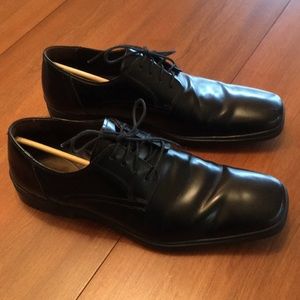 Kenneth Cole Reaction patent leather dress shoes